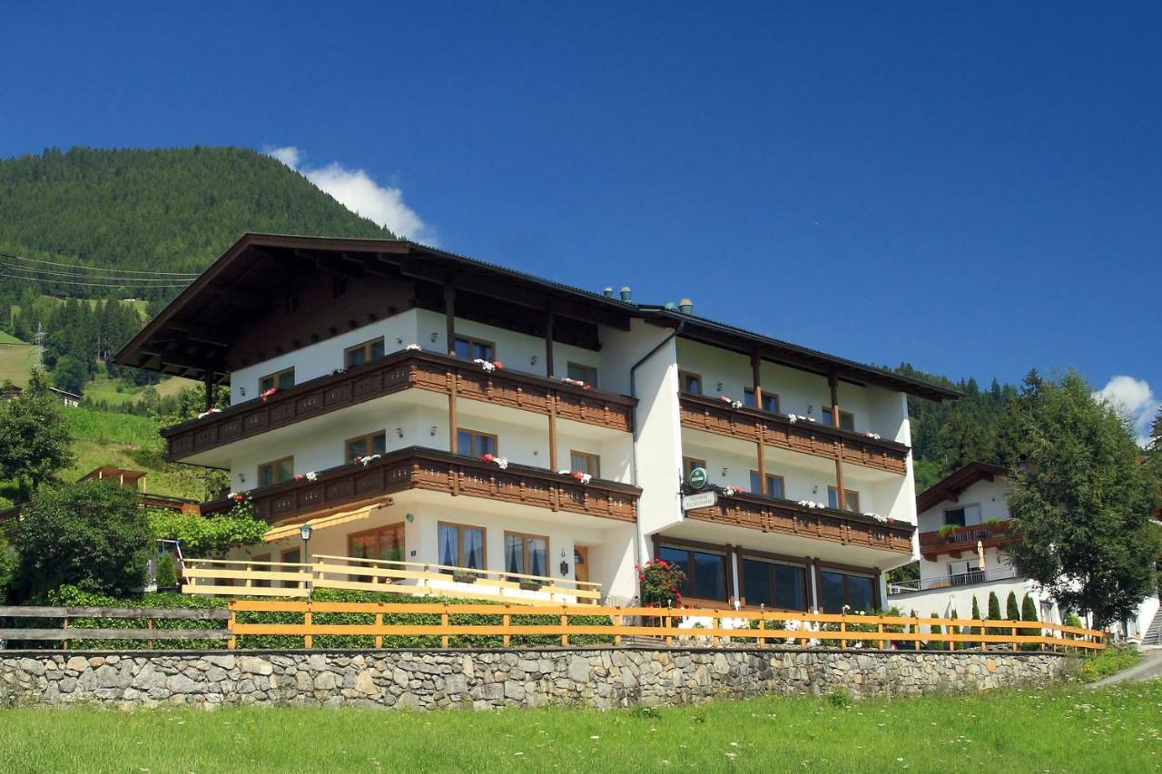 Hotel Pension Eichenhof Ried im Zillertal Bagian luar foto