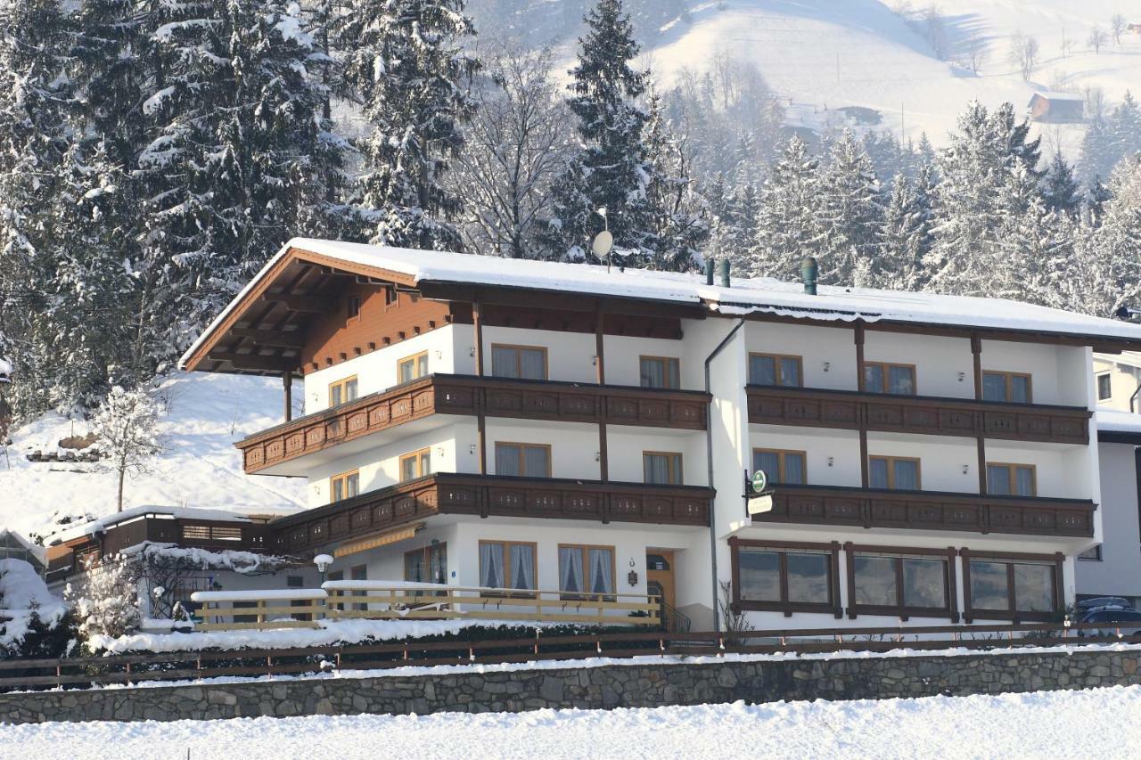 Hotel Pension Eichenhof Ried im Zillertal Bagian luar foto