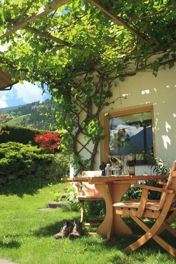 Hotel Pension Eichenhof Ried im Zillertal Bagian luar foto